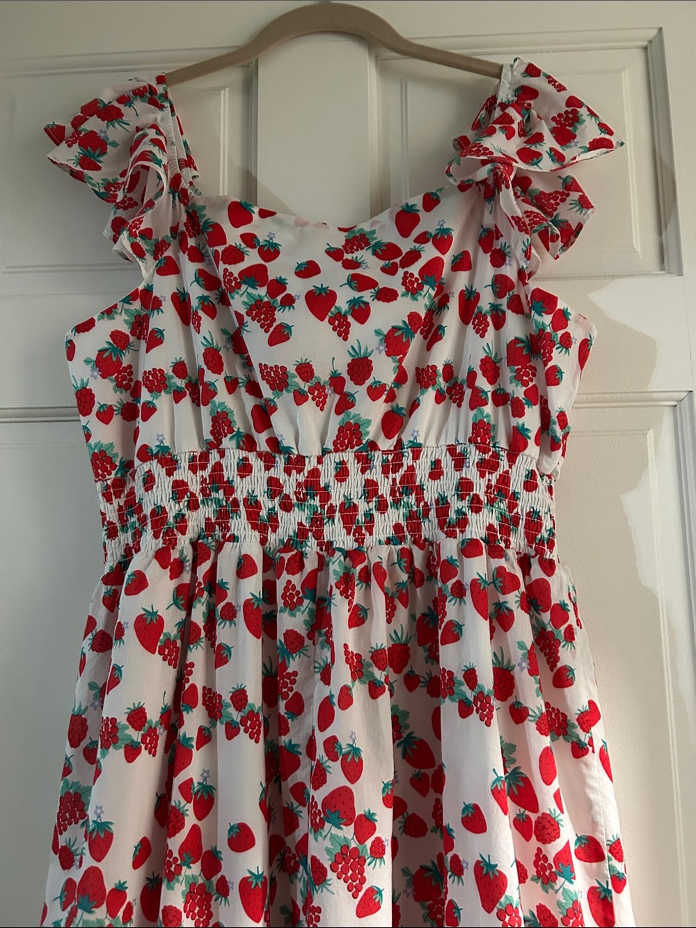 Betsey Johnson Sz XL White Dress with Red Strawberry Print - Picture 7 of 7